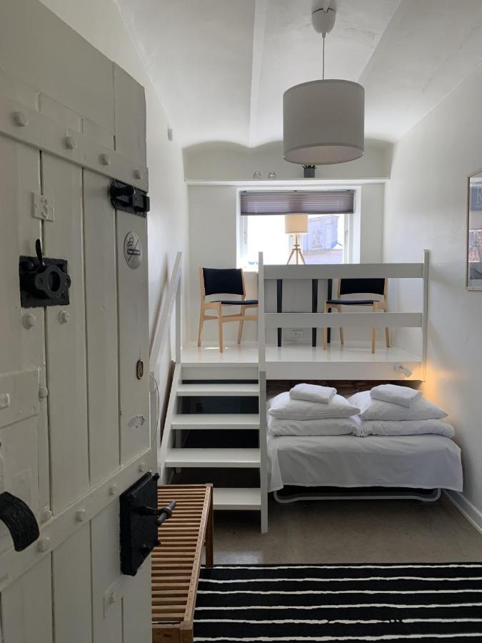 Bed and Breakfast Den Gamle Arrest Рибе Экстерьер фото