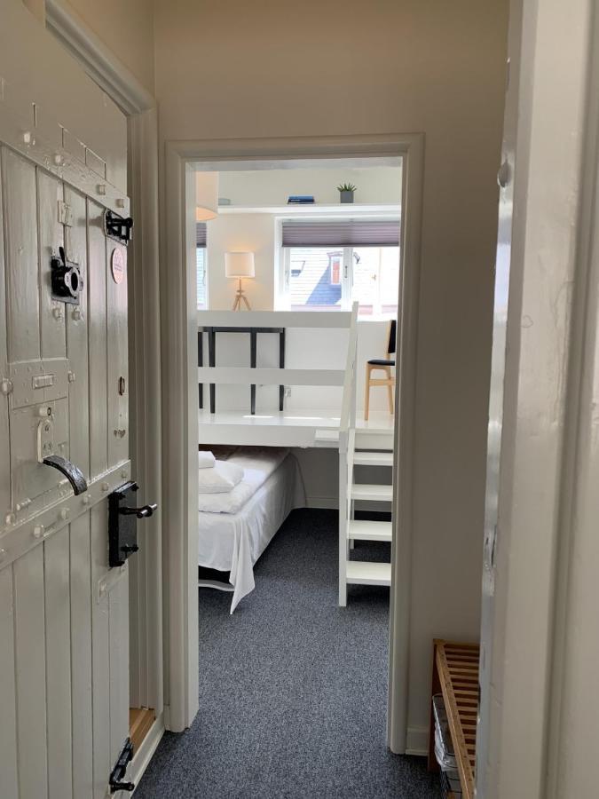 Bed and Breakfast Den Gamle Arrest Рибе Экстерьер фото
